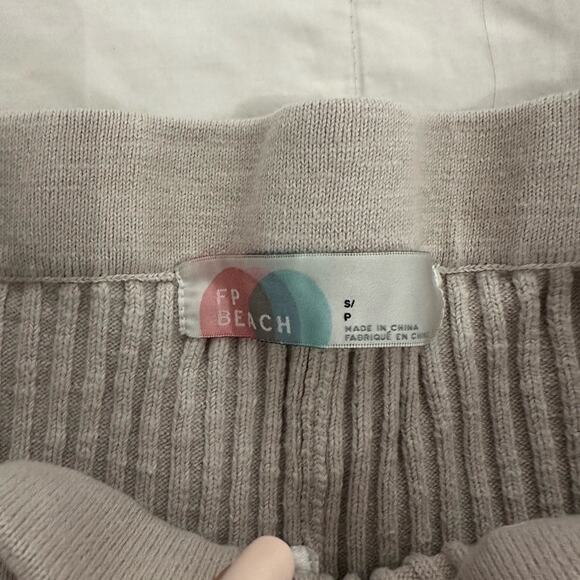 FREE PEOPLE Zuma Sweater Set Great Shark Small - Picture 8 of 10